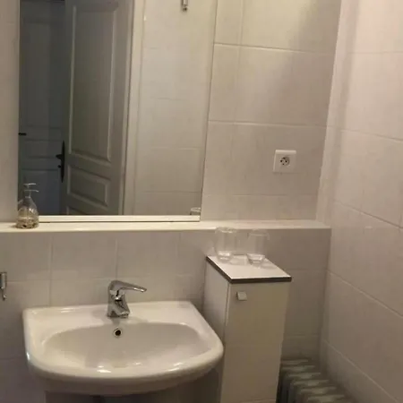 Maison Calme Avec Wifi, Terrasse Et Barbecue Pres De La Dordogne - Fr-1-616-129