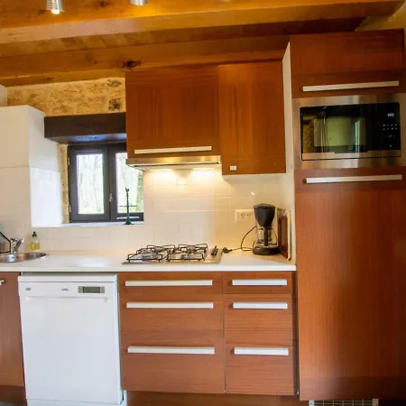 Maison Calme Avec Wifi, Terrasse Et Barbecue Pres De La Dordogne - Fr-1-616-129 * Coux-et-Bigaroque-Mouzens